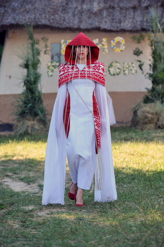 Коллекции Этно-fashion на фестивале «Країна Мрій»: LARA KIM