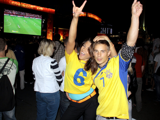 Олейник и Астровская