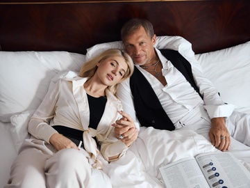 Олега Скрипку застукали у ліжку з молодою співачкою – подробиці