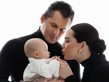 «Був екстренний кесарів»: дружина Кота вперше розповіла про складнощі під час пологів