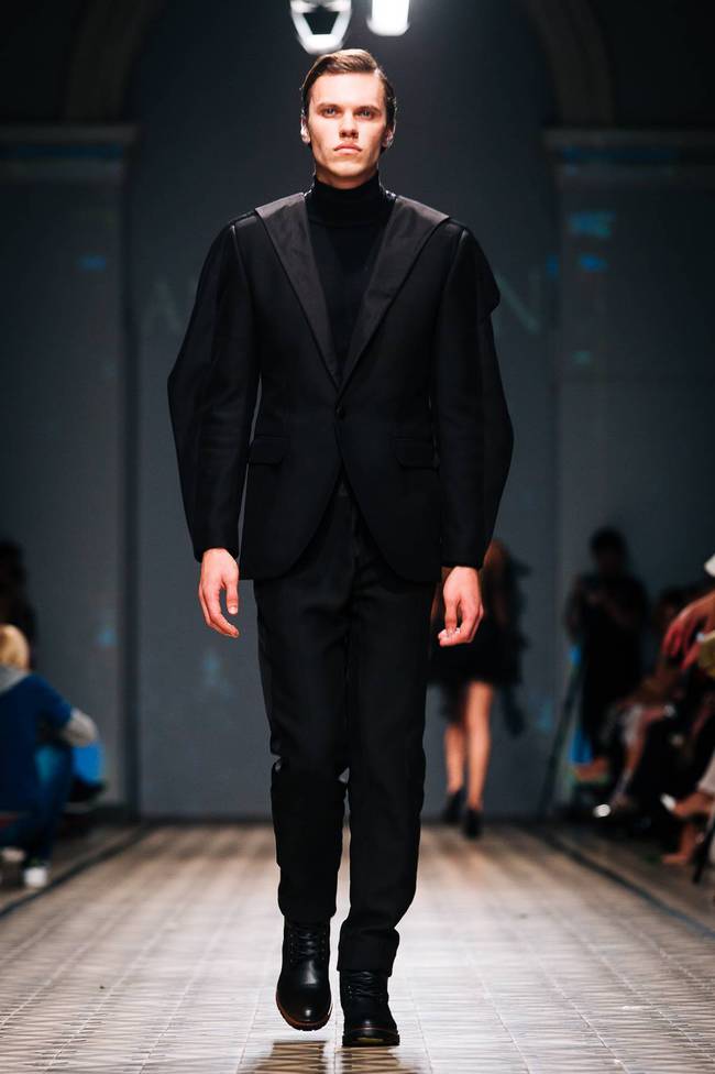 Андре Тан провів грандіозний показ на честь 15-річного ювілею