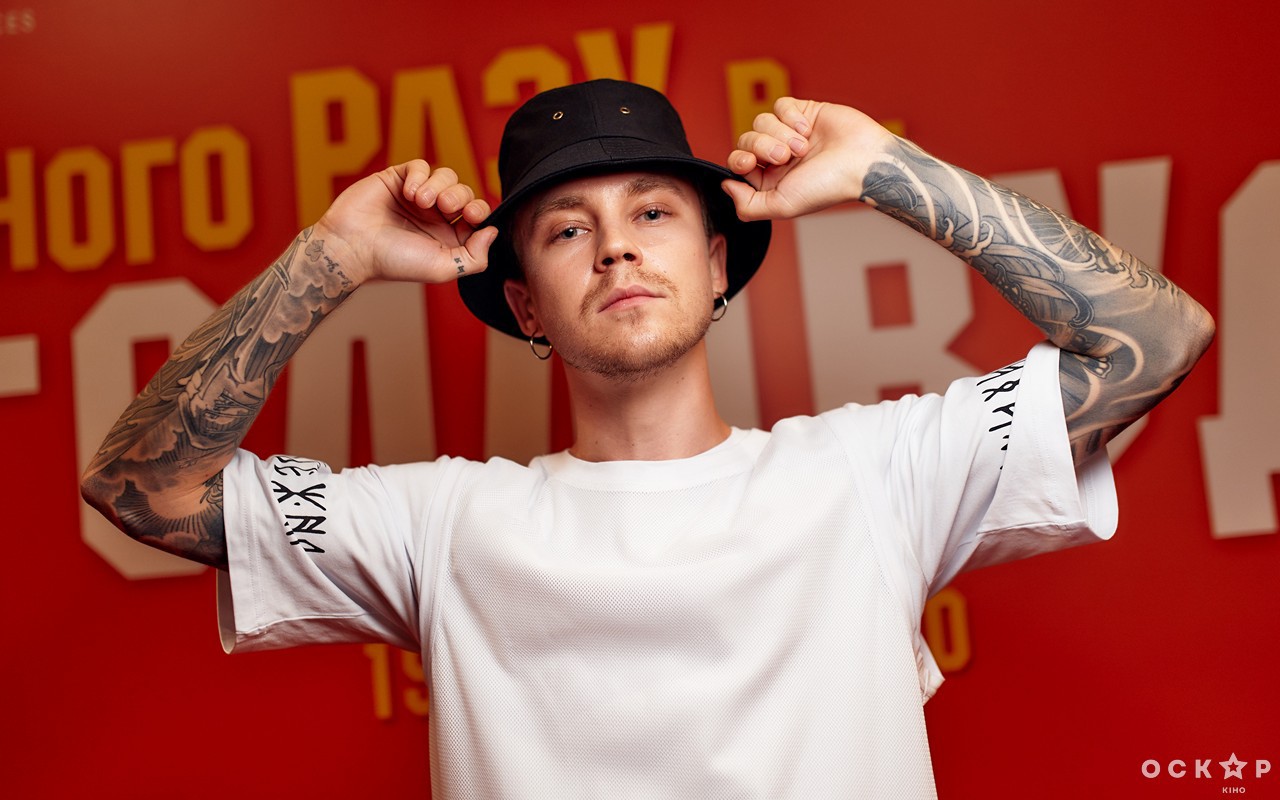 Артем Пивоваров на прем'єрі фільму "Одного разу в... Голлівуді"