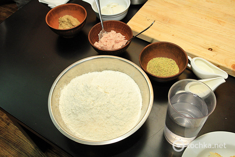 Шоу з приготування акробатичній піци в ресторані La Forchetta, частина 2