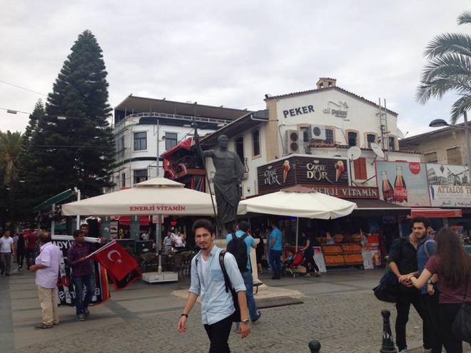 Багатолика Туреччина: старі вулиці Анталії, водоспад Дюден та античний Сіде