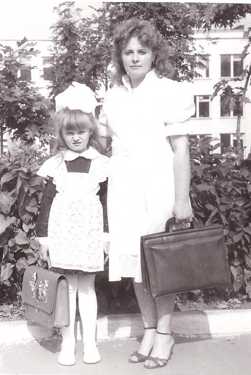 This is PARTA! Украинские знаменитости вспомнили свой Первый звонок