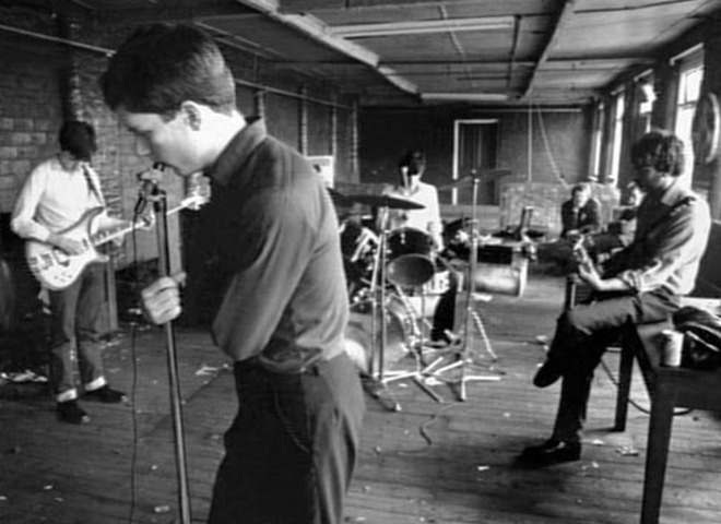 "Joy Division" 