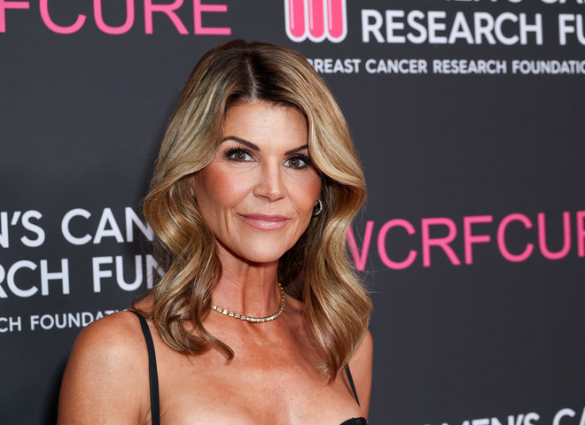 Зірка серіалу «90210: Нове покоління» Лорі Локлін розійшлася з чоловіком після 28 років шлюбу