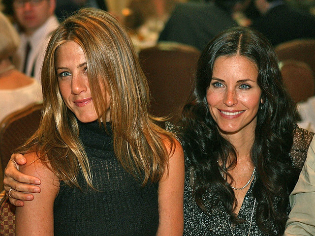 женнифер Энистон и Кортни Кокс