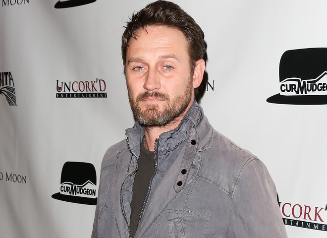 Зірка «Мислити як вбивця: Еволюція» Джош Стюарт покинув серіал