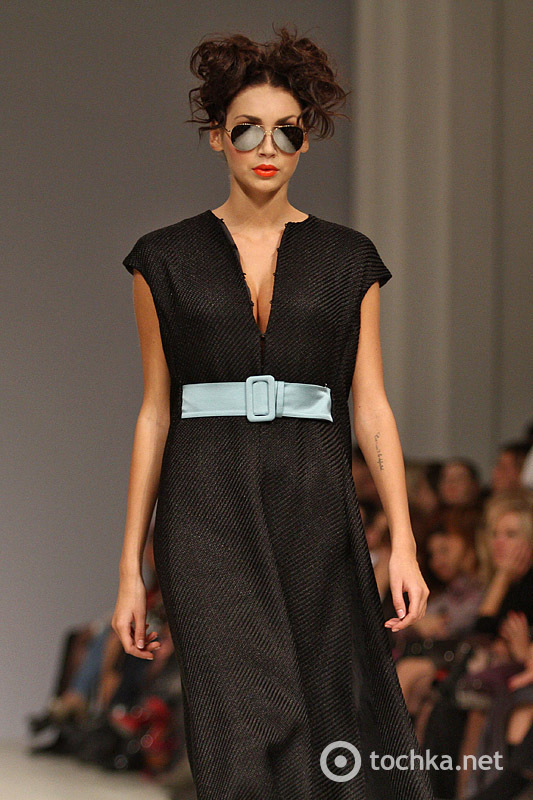 Показ Татьяна ЗЕМСКОВА / Елена ВОРОЖБИТ