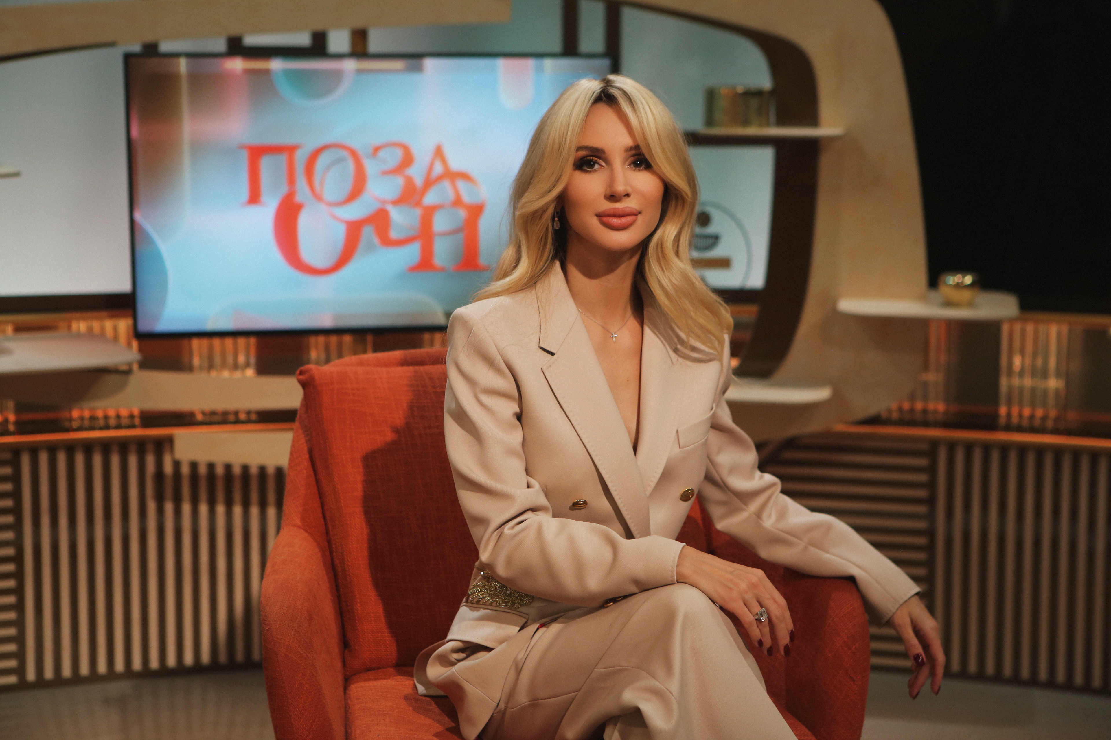 Как LOBODA торговалась с MONATIK за песню - glamurchik.tochka.net