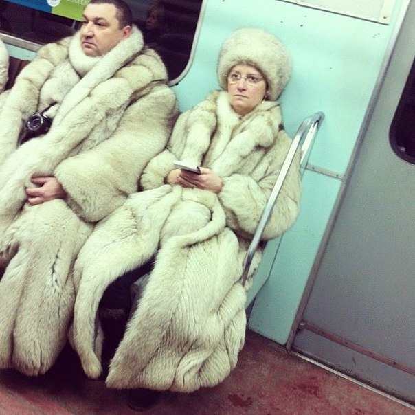 Бояре ездят в метро
