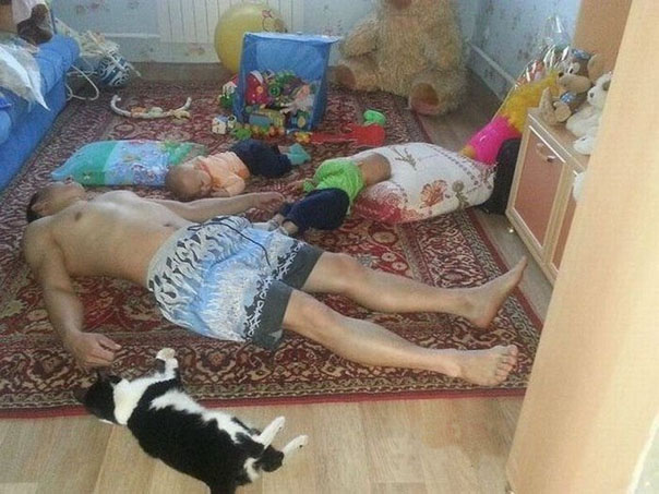 Наконц-то мама ушла!