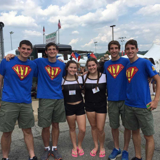 Атака клонов. Фестиваль близнецов в Твинсбурге