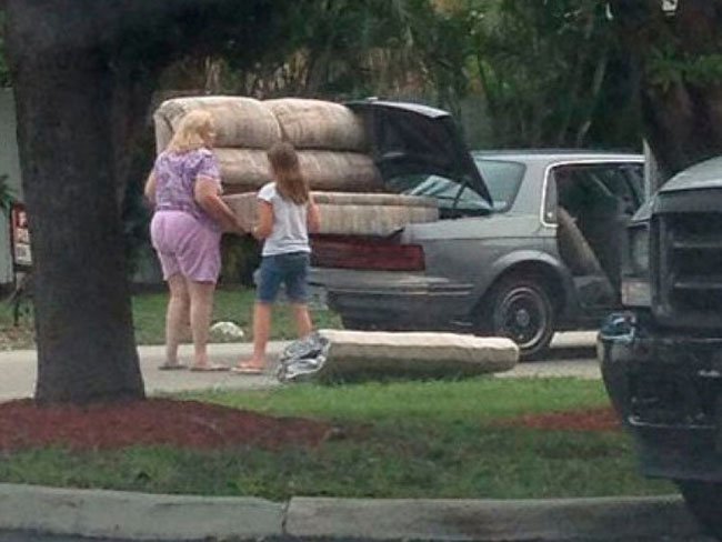 Всё нормально! это женщины!