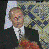 Скачать прикольные и красивые картинки: Путин - повелитель шариков (gif) на  fun.tochka.net
